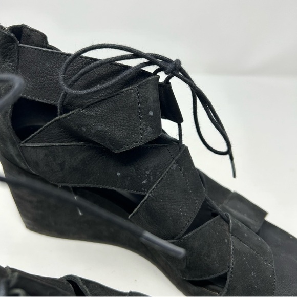 Eileen Fisher Black Lace Up Strappy Wedge Sandals Open Toe Size 9 Back Zipper - Picture 11 of 12